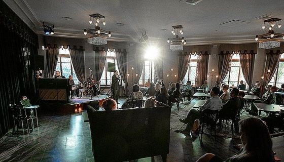 Музыкальный спектакль «Постой, паровоз»